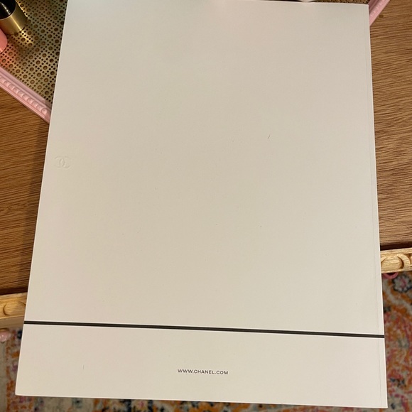 Chanel Magazine Issue 22 - Picture 4 of 10